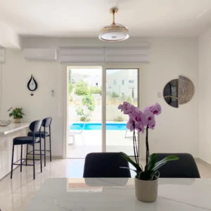 5 Bedroom House for Rent in Palodeia, Limassol District