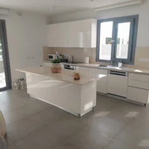 5 Bedroom Villa for Rent in Pentakomo, Limassol District
