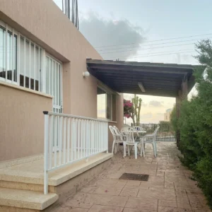 3 Bedroom House for Sale in Paphos – Moutallos