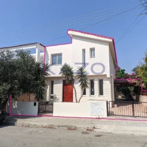 4 Bedroom House for Sale in Oroklini, Larnaca District