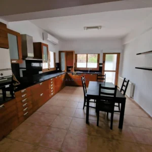 5 Bedroom House for Sale in Oroklini, Larnaca District