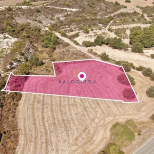 4,348m² Plot for Sale in Vavla, Larnaca District