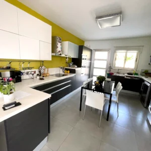 5 Bedroom House for Rent in Tsada, Paphos District