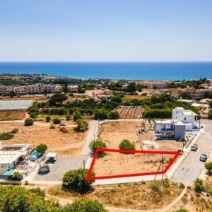 562m² Plot for Sale in Kissonerga, Paphos District