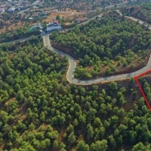 1,995m² Plot for Sale in Kornos, Nicosia District