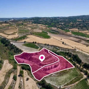 14,382m² Plot for Sale in Stroumpi, Paphos District