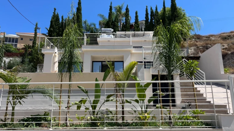 Cheap Houses and Villas for Sale Limassol up to 700000 euro