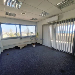 125m² Office for Rent in Larnaca District