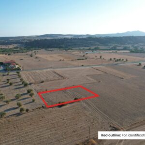 1,338m² Plot for Sale in Larnaca District