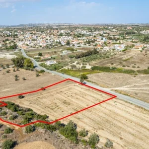 8,362m² Plot for Sale in Mazotos, Larnaca District