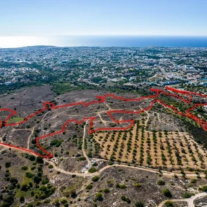 100,406m² Plot for Sale in Paphos – Anavargos