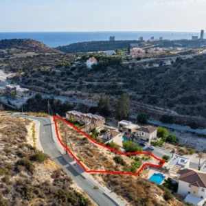 1,432m² Plot for Sale in Agios Tychonas, Limassol District