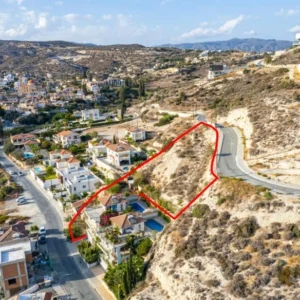 1,432m² Plot for Sale in Agios Tychonas, Limassol District