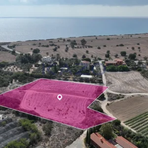 7,024m² Plot for Sale in Maroni, Larnaca District