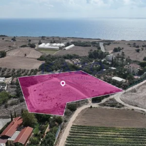 7,024m² Plot for Sale in Maroni, Larnaca District