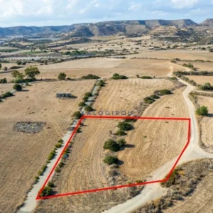 3,292m² Plot for Sale in Maroni, Larnaca District