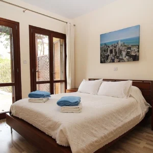 2 Bedroom House for Sale in Aphrodite Hills, Paphos District