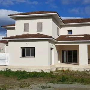 4 Bedroom House for Sale in Pyrgos Lemesou, Limassol District