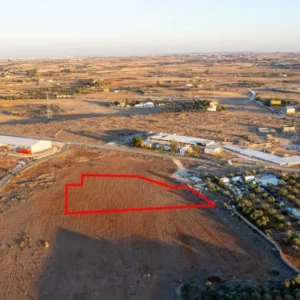 4,208m² Plot for Sale in Palaiometocho, Nicosia District