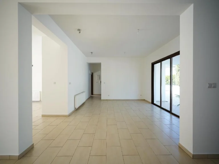 Cheap Houses and Villas for Sale Nicosia up to 700000 euro