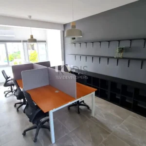 90m² Office for Sale in Agioi Omologites, Nicosia District