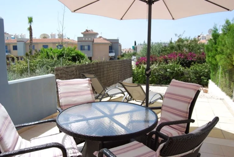 Cheap Houses and Villas for Sale Paphos up to 300000 euro