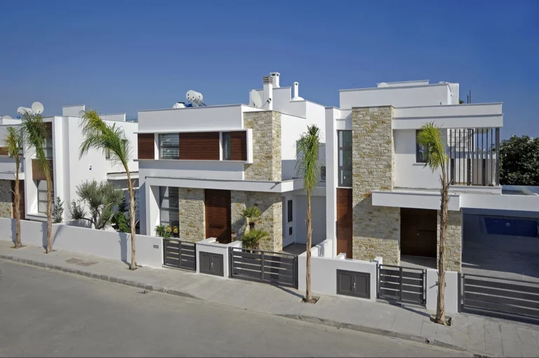 Cheap Houses and Villas for Sale Larnaca up to 700000 euro