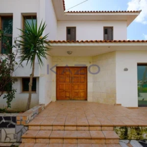 3 Bedroom House for Sale in Strovolos, Nicosia District