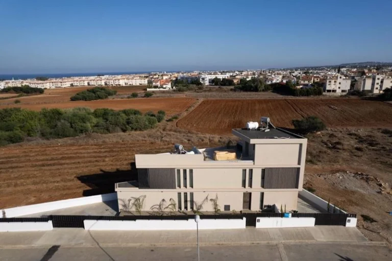 Cheap Apartments for Sale Famagusta up to 400000 euro