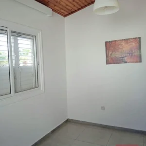 2 Bedroom House for Sale in Pervolia Larnacas