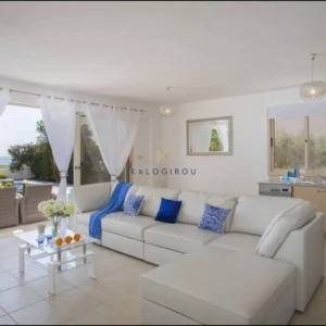 4 Bedroom House for Sale in Mazotos, Larnaca District