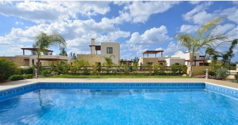 Cheap Houses and Villas for Sale Paphos up to 600000 euro