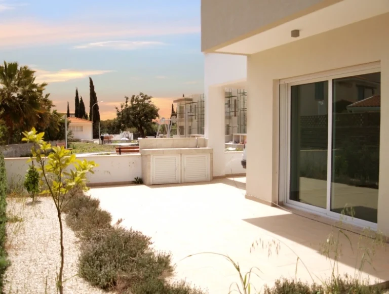 Cheap Houses and Villas for Sale Paphos up to 600000 euro