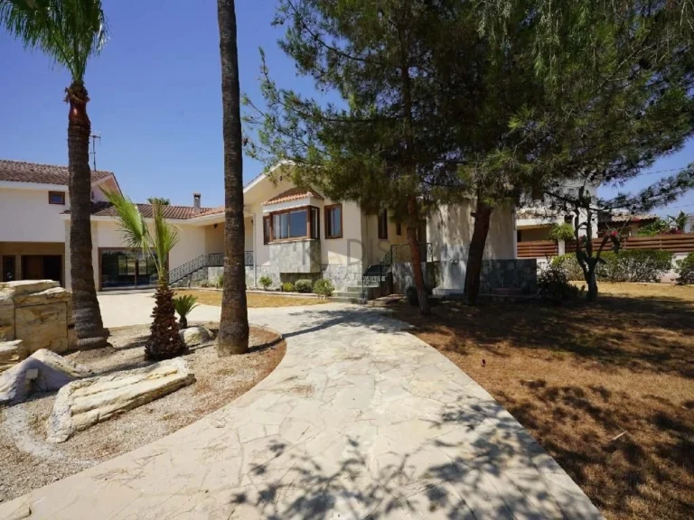 Cheap Houses and Villas for Sale Nicosia up to 1000000 euro