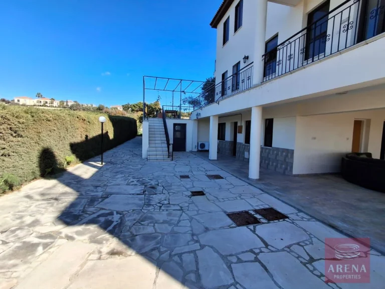 Cheap Houses and Villas for Sale Larnaca up to 800000 euro