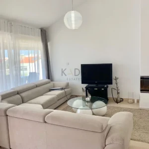 3 Bedroom Apartment for Rent in Parekklisia, Limassol District