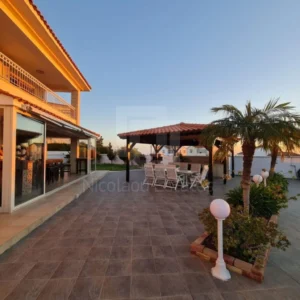 6+ Bedroom House for Sale in Konia, Paphos District