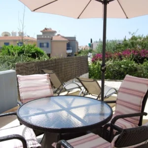 2 Bedroom House for Sale in Paphos – Universal