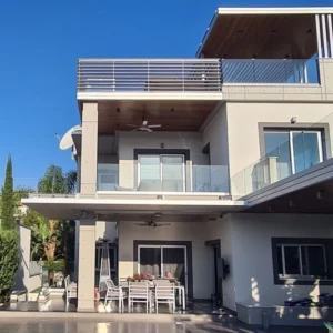 4 Bedroom House for Sale in Agios Tychonas, Limassol District