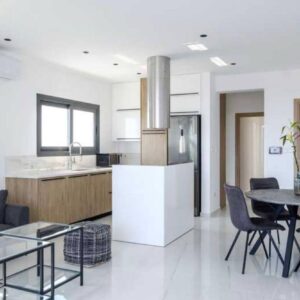 2 Bedroom Apartment for Rent in Germasogeia, Limassol District