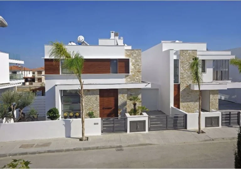 Cheap Houses and Villas for Sale Larnaca up to 700000 euro