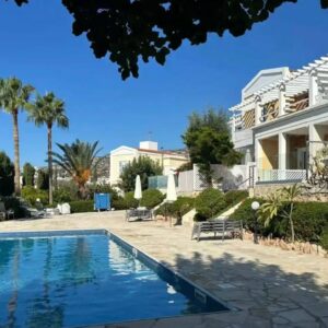 2 Bedroom House for Rent in Peyia, Paphos District