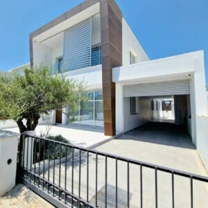 4 Bedroom House for Rent in Agios Theodoros, Paphos District