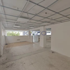 Офис 210 м² в аренду в Лимассоле – Mesa Geitonia