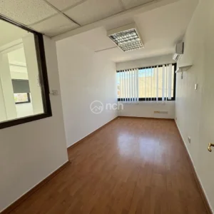 Офис 200 м² в аренду в Лимассоле – Агиос Николаос