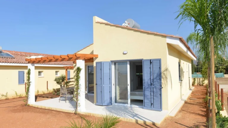 Cheap Houses and Villas for Sale Paphos up to 400000 euro