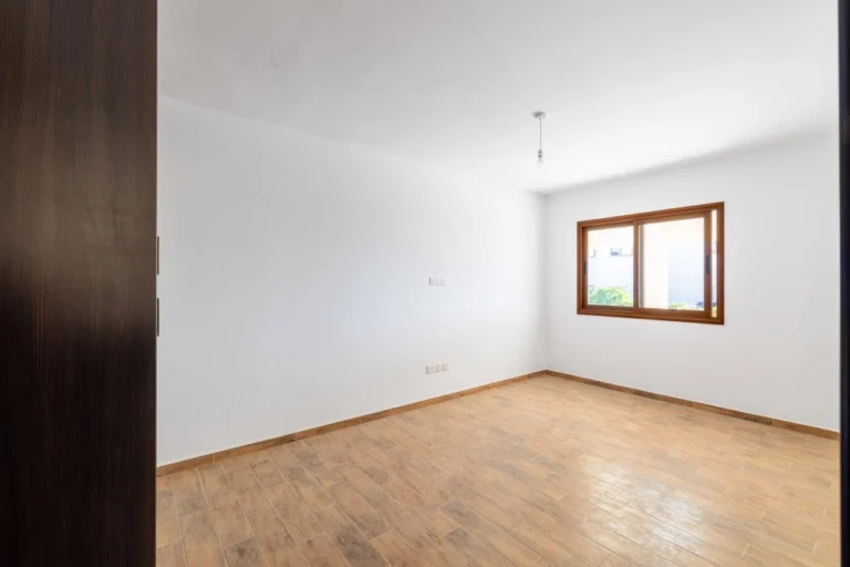 Cheap Apartments for Sale Paphos up to 400000 euro