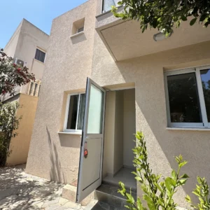 3 Bedroom House for Sale in Tombs Of the Kings, Paphos District