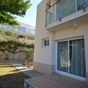 3 Bedroom House for Sale in Tombs Of the Kings, Paphos District