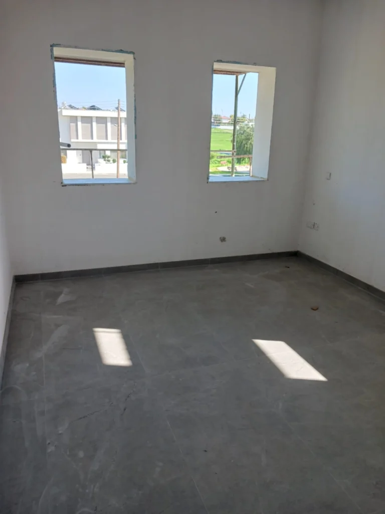 Cheap Apartments for Sale Larnaca up to 300000 euro